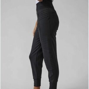Athleta Venice Moto Jogger, size S